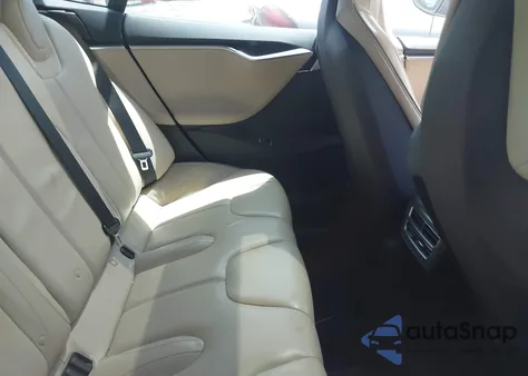 2013 Tesla Model S Performance из США, поврежденный, VIN 5YJSA1DP6DFP06464